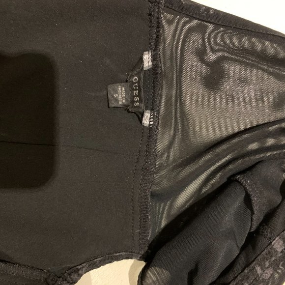 Guess Blouse - Picture 2 of 3